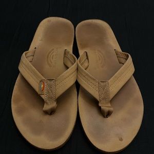 Mens size large (11) rainbow sandal (tan)